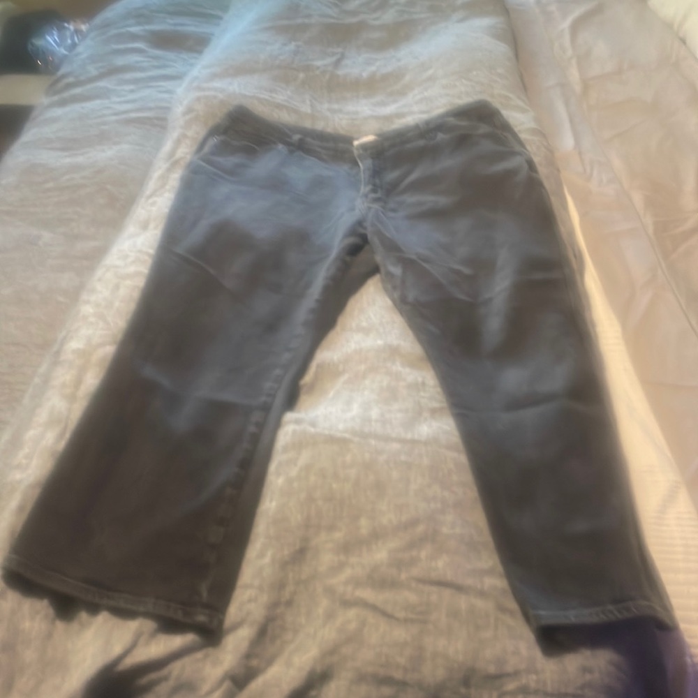 Good American Good Curve Cropped Jeans